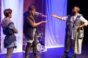 Antigone, photo 8 of 75
